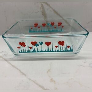 2018 Pyrex Reissue Lucky in Love Glass Baking Dish with Heart and Flower Design